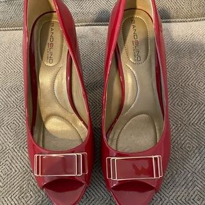 New Red Bandolino Pumps 7M